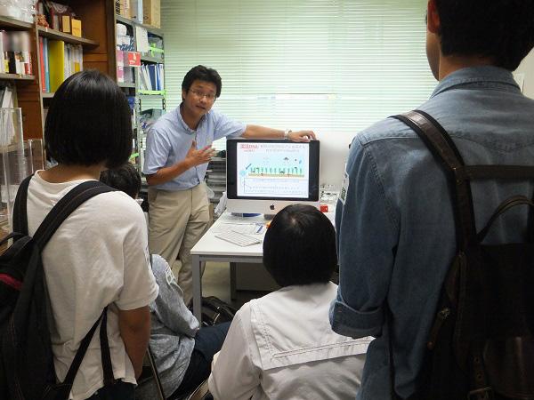 自然環境論コースの研究室ツアー