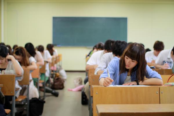 表現文化論コースの授業風景より