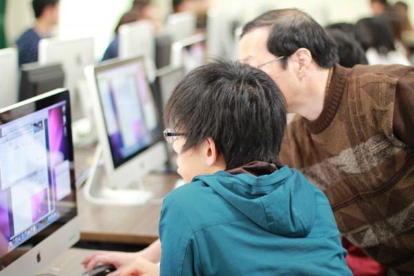 数理情報環境論コースのひとこま