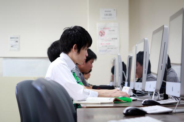 数理情報環境論コースのひとこま